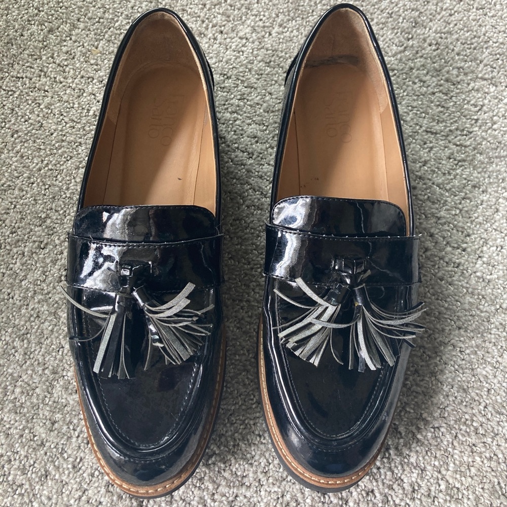 Franco Sarto lug sole 9.5 flat loafer with tassels black patent